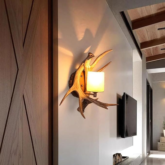 Fashion Retro Resin Antler Wall Light Sconce Frosted Glass Shade Wall Lantern American Country Style Wall Lamp Restaurant Bar Cafe Decor Lighting Indoor and Outdoor