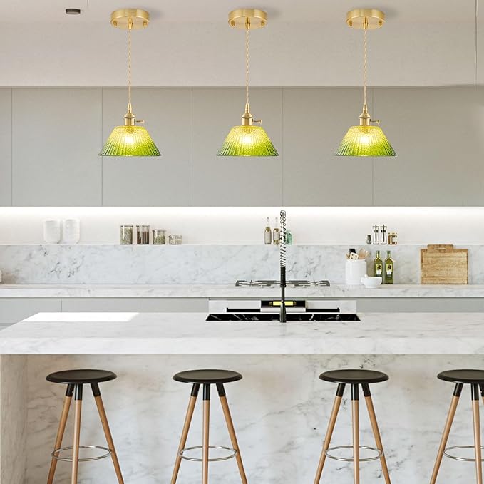Vintage Pendant Lights Kitchen Island 3 Pack, Adjustable Brass Pendant Light Fixtures with Gradient Green Glass Shade, Gold Kitchen Pendant Lighting Over Island, Pendant Light for Dining Room Hallway