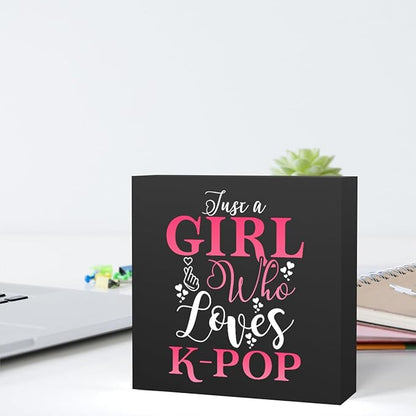K-pop Decor, Just a Girl Who Loves K-pop K-pop Room Decor Wood Sign, Girls K-pop Gifts Rustic Anime Lovers Wooden Sign for Home Living Room Girl Bedroom Decoration Gifts