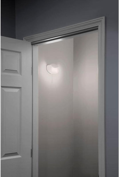 Lithonia Lighting FMMCL 24 840 PIR M4 Adjustable 24-Inch LED Flush Mount Closet Light with Motion Sensor, 1225 Lumens, 120 Volts, 17 Watts, Damp Listed, White