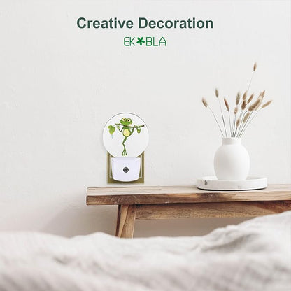 EKOBLA Frog Plug-in Night Light, Frog Holding Green Leaf Fun LED Nightlight with Auto Sensor for Bedroom & Bathroom