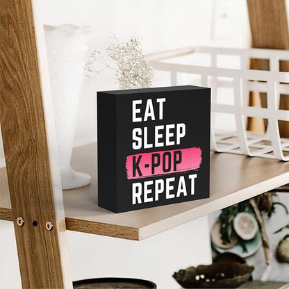 K-pop Decor, Just a Girl Who Loves K-pop K-pop Room Decor Wood Sign, Girls K-pop Gifts Rustic Anime Lovers Wooden Sign for Home Living Room Girl Bedroom Decoration Gifts