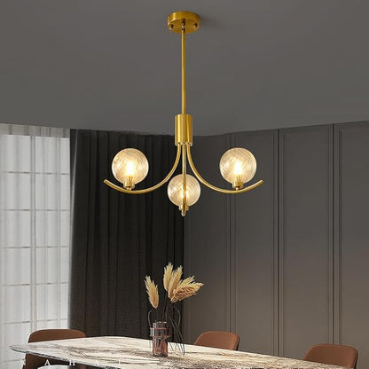 3-Head Gold Modern Chandelier with 3 Clear Glass Globe Bulbs, Globe Chandelier, Elegant Lamps with Gold Accents, Ceiling Light for Living Room Kitchen Island Bedroom Entryway