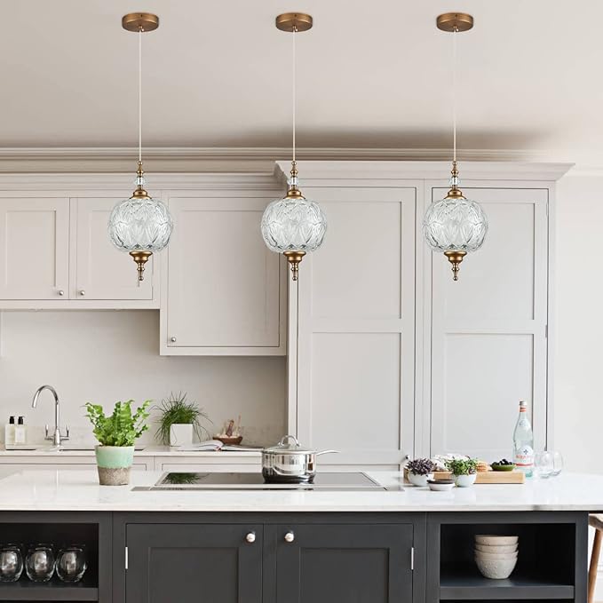 Modern Brass Pendant Light Antique Delicate Decorative Pattern Glass Ceiling Pendant Lighting Fixtures for Kitchen Island Bedroom Dinning Room with Original Design