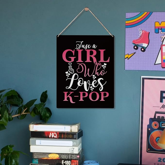 K-Pop Decor, Just a Girl Who Loves K-Pop Room Decor Wood Sign, Girls K-Pop Gifts Rustic Anime Lovers Wooden Hanging Plaque for Home Living Room Girl Bedroom Wall Art Decoration