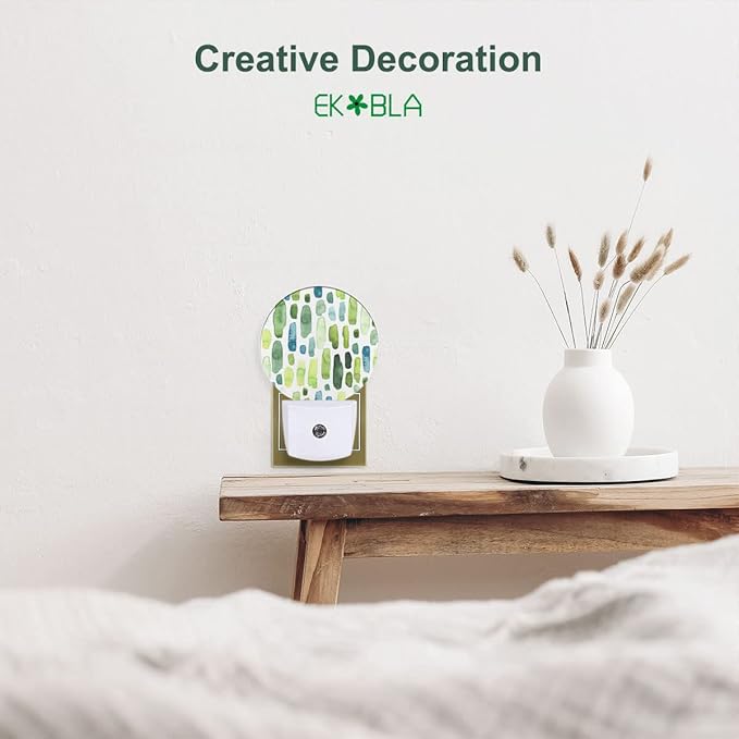 EKOBLA Tropical Cactus Plug-in Night Light, Green Cacti Plant LED Nightlight with Dusk to Dawn Auto Sensor for Bathroom, Hallway & Kitchen