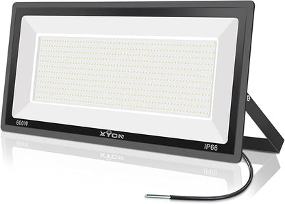 XYCN 600W LED Stadium Flood Lights Outdoor(3050W Equivalent),67500LM Super Bright LED Arena Lights,100-277V IP66 Waterproof 5000K Daylight White Commercial Lighting for Sports Fields and Counts
