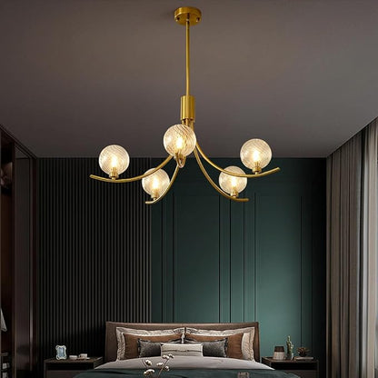 5-Head Gold Modern Chandelier with 5 Clear Glass Globe Bulbs, Globe Chandelier, Elegant Lamps with Gold Accents, Ceiling Light for Living Room Kitchen Island Bedroom Entryway