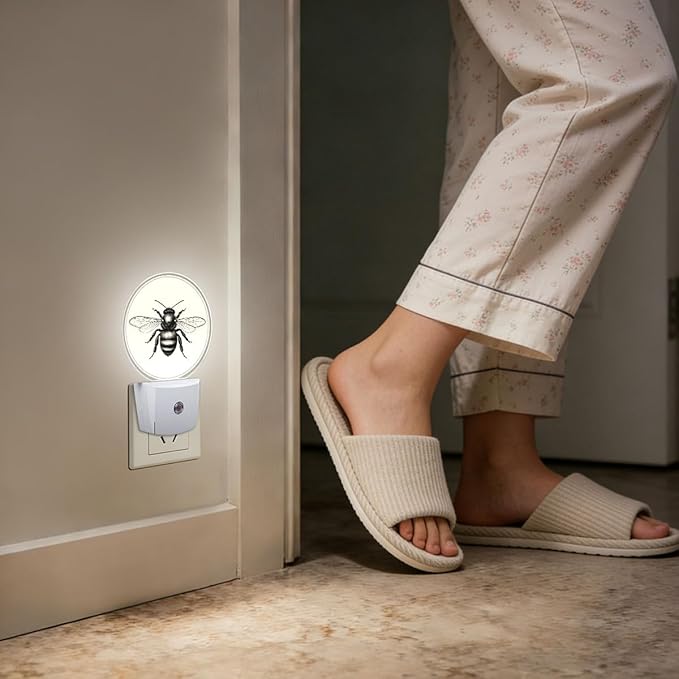 Retro Bee Night Light Auto Sensor Led Dusk to Dawn Lamp Home Decor for Men Women