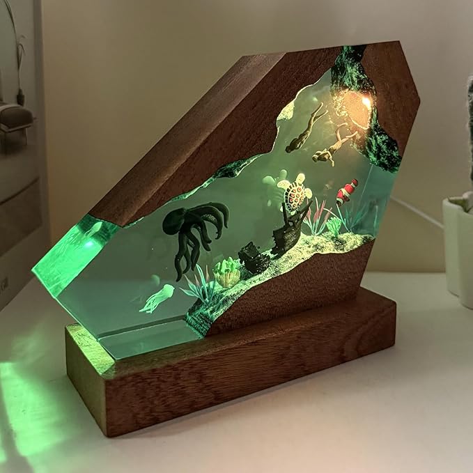 Epoxy Octopus Ocean Resin Lamp, Handmade Resin Night Light with USB Port, Multi-Color LED Light, Ideal Home Bedroom Decor, Scuba Diver Gift for Birthday Holiday, Unique Octopus Gifts for Him (10"x6")