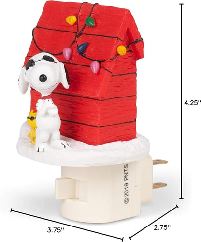 Peanuts 4.25 Inch Tall Snoopy Joe Cool Night Light Christmas Doghouse