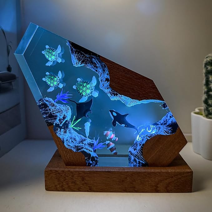 Epoxy Orca Ocean Resin Lamp, Handmade Resin Night Light with USB Port, Multi-Color LED Light, Ideal Home Bedroom Decor, Marine Biology Gifts for Birthday, Unique Orca Gifts for Men and Women (10"x6")