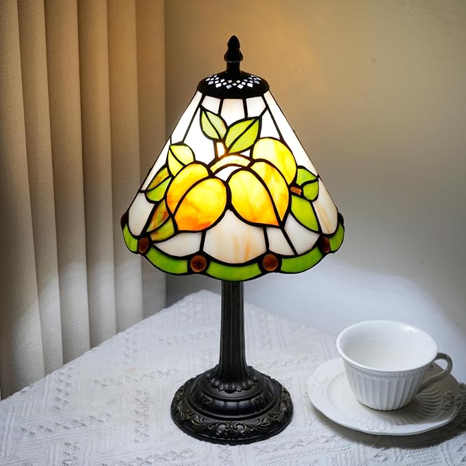 Tiffany Style 8 Inch Apricot Stained Glass Table Lamp,Handmade Accent Lamp with Resin Base Retro Night Light for Bedroom, Office Living Room,Restaurant Farmhouse Decor Ambient Lighting
