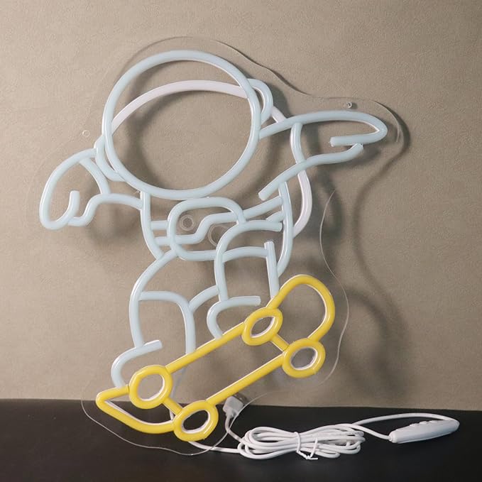 "Astronaut Skateboarding" Space Adventure Light - Cool & Gravity-Defying LED Wall Art for Game Room, Dorm, Bedroom Decor, Dimmable USB, Awesome Gift for Sci-Fi Fans & Adventurers