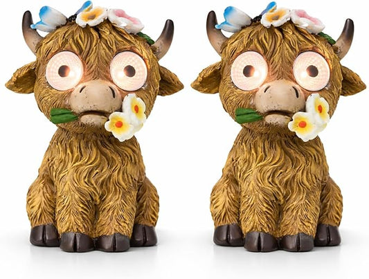 2 Solar Cow Garden Statues with Lighted Eyes – Cute Highland Cow Outdoor Decor, Waterproof Resin Animal Figurines for Yard, Patio, Lawn & Gifts (2-Pack)
