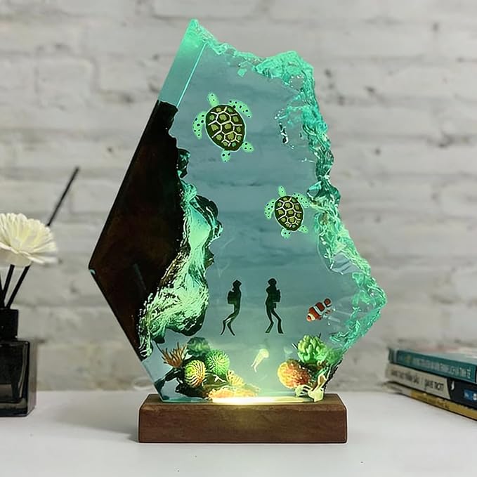 Couple Divers and Sea Turtles Ocean Resin Lamp, Handmade Resin Night Light for Home Bedroom Decor, Multi-Color LED Light, Couples Gifts for Him and Her, Unique Gifts for Wife and Husband (12"x8")