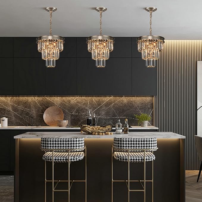 Weesalife Crystal Chandeliers for Dining Room Light Fixtures Over Table，4-Lights Modern Champagne Gold Crystal Pendant Lighting Fixture，Small Chandeliers for Kitchen Island Bedroom Entryway D12 Inch