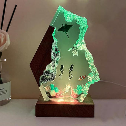 Epoxy Scuba Diver Ocean Resin Lamp, Handmade Resin Night Light with USB Port, Multi-Color LED Light, Ideal Home Bedroom Decor, Scuba Diver Gift for Birthday Holiday, Unique Gifts for Him Kids (6"x4")