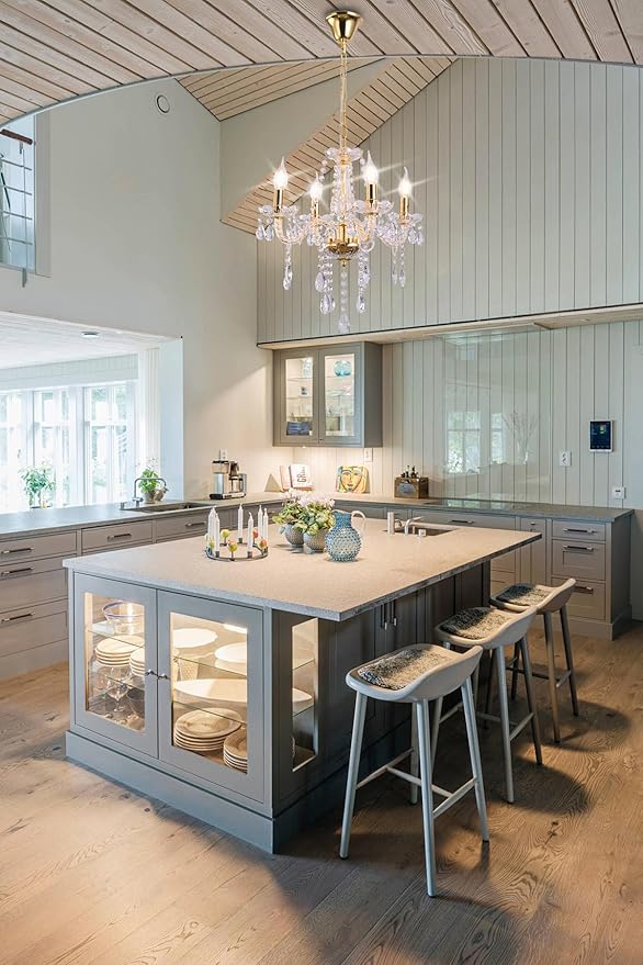 MALOSA Small Gold Crystal Chandeliers,Classic 4 Lights Mini Chandelier,Antique Candle Glass Chandelier for Dining Room,Girls Bedroom,Living Room