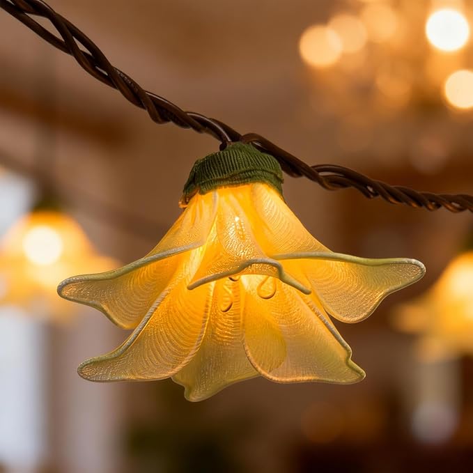 Flower String Lights Plug in with 10 LED Bulbs, Decorative Spring String Lights Indoor for Bedroom, Connectable Flower Fairy Lights Outdoor for Patio Garden Porch Floral Wedding Gifts(Yellow Lily)
