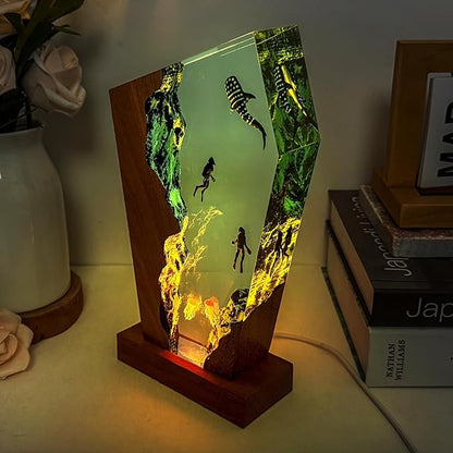 Whale Shark Ocean Resin Lamp, Handmade Resin Night Light with USB Port, Multi-Color LED Light, Ideal Home Bedroom Decor, Whale Shark Gifts for Birthday Holiday, Unique Scuba Diving Gifts (6"x4")