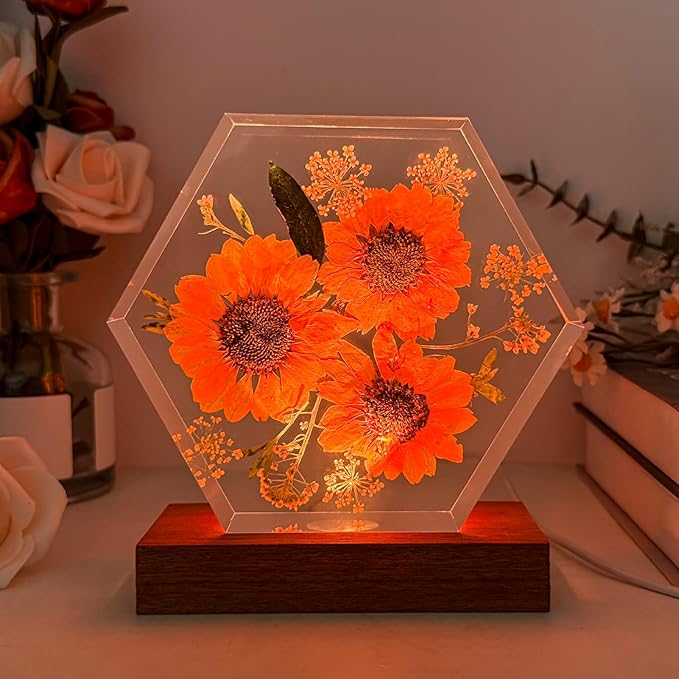 Sunflower Resin Lamp, Handmade Resin Night Light with USB Port, Multi-Color LED Light, Unique Sunflower Gifts for Women & Men, Ideal Home Bedroom Decor, Birthday Sunshine Gifts for Him & Her (6"x6")