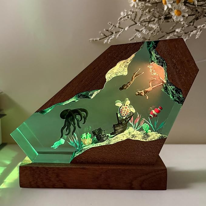 Epoxy Octopus Ocean Resin Lamp, Handmade Resin Night Light with USB Port, Multi-Color LED Light, Ideal Home Bedroom Decor, Scuba Diver Gift for Birthday Holiday, Unique Octopus Gifts for Him (6"x4")