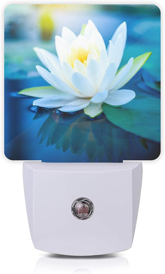 White Lotus Night Light,Beautiful Flower Plug-in Night Lights with Dusk-to-Dawn Sensor for Bedroom, Bathroom and Living Room 0.5W Sleep Friendly lamp for for Girlfriend/Boyfriend Gift