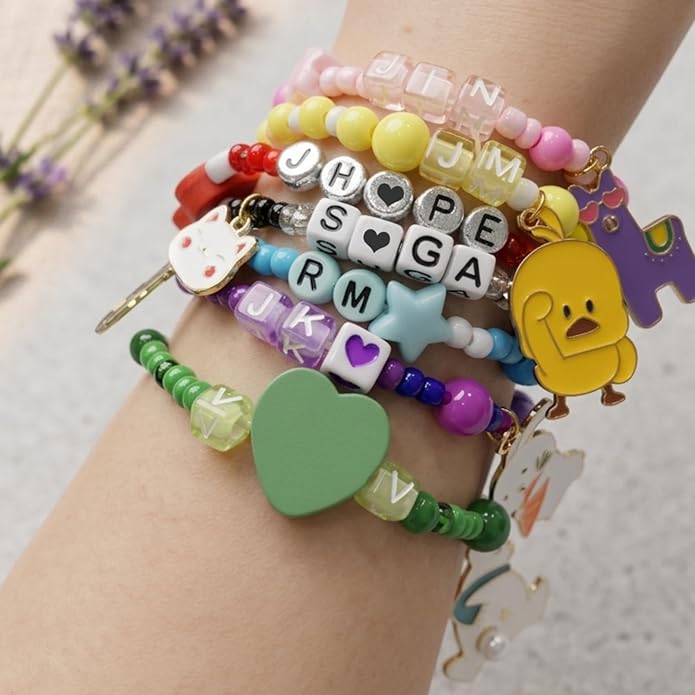 7 PCS Army‘s Bracelets Set - K-pop Inspired Friendship Beaded Bracelets with Letters & Charms - Unique Dream Jewelry Gifts Merch