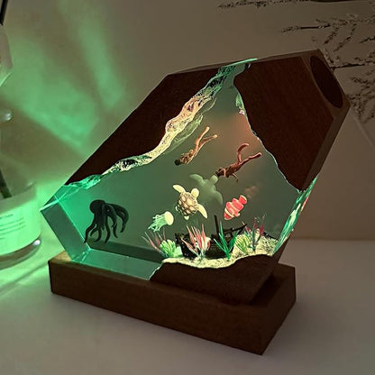 Epoxy Octopus Ocean Resin Lamp, Handmade Resin Night Light with USB Port, Multi-Color LED Light, Ideal Home Bedroom Decor, Scuba Diver Gift for Birthday Holiday, Unique Octopus Gifts for Him (10"x6")