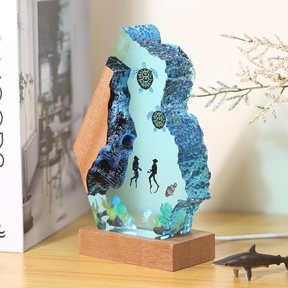 Couple Divers and Sea Turtles Ocean Resin Lamp, Handmade Resin Night Light for Home Bedroom Decor, Multi-Color LED Light, Couples Gifts for Him and Her, Unique Gifts for Wife and Husband (6"x4")