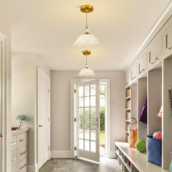 1 Piece Vintage Chandelier Light Fixtures with White Glass Shade, Matte Antique Brass Finish Pendant Light Kitchen Island, Adjustable Hanging Light for Dining Room, Hallway, Living Room, Bedroom