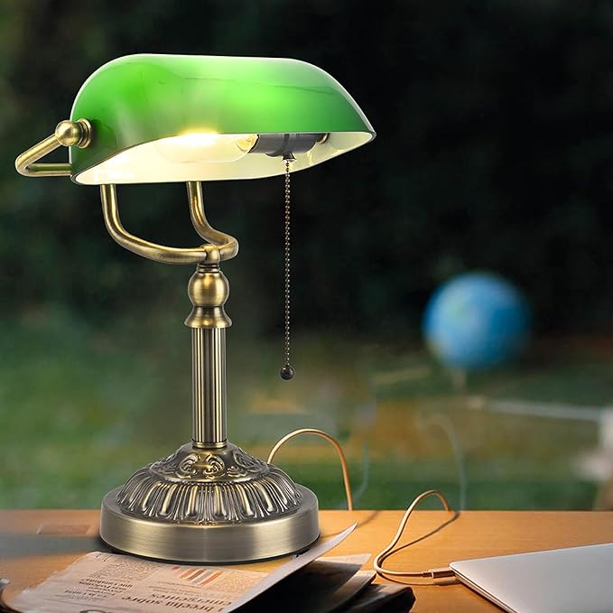 Bankers Desk Lamp with USB-A Charging Port, Vintage Green Glass Desk Lamp with Pull Chain, Antique Brass Banker's Desk Lamp for Home Office Library
