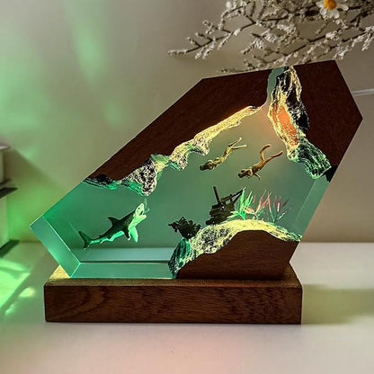 Epoxy Shark Ocean Resin Lamp, Handmade Resin Night Light with USB Port, Multi-Color LED Light, Ideal Home Bedroom Decor, Scuba Diver Gift for Birthday Holiday, Unique Shark Gifts for Him Her (6"x4")