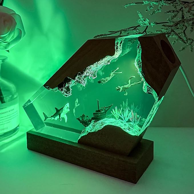 Epoxy Shark Ocean Resin Lamp, Handmade Resin Night Light with USB Port, Multi-Color LED Light, Ideal Home Bedroom Decor, Scuba Diver Gift for Birthday Holiday, Unique Shark Gifts for Him Her (6"x4")
