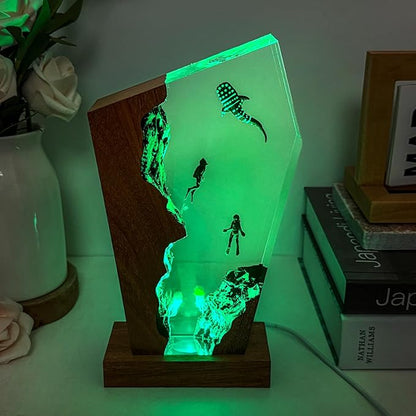 Whale Shark Ocean Resin Lamp, Handmade Resin Night Light with USB Port, Multi-Color LED Light, Ideal Home Bedroom Decor, Whale Shark Gifts for Birthday Holiday, Unique Scuba Diving Gifts (10"x6")