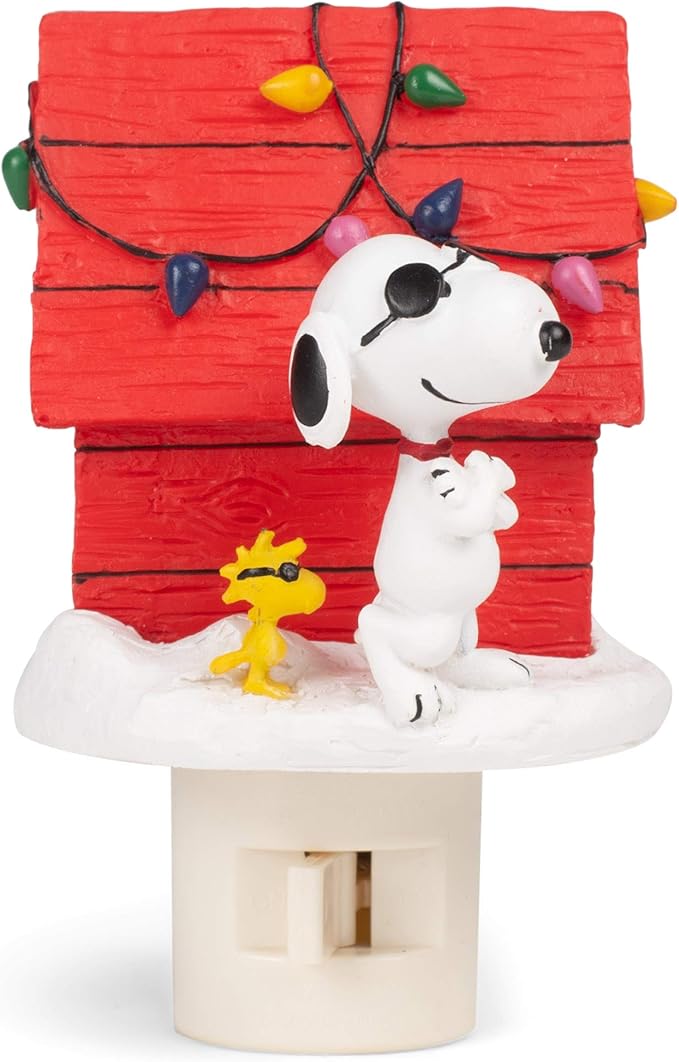 Peanuts 4.25 Inch Tall Snoopy Joe Cool Night Light Christmas Doghouse