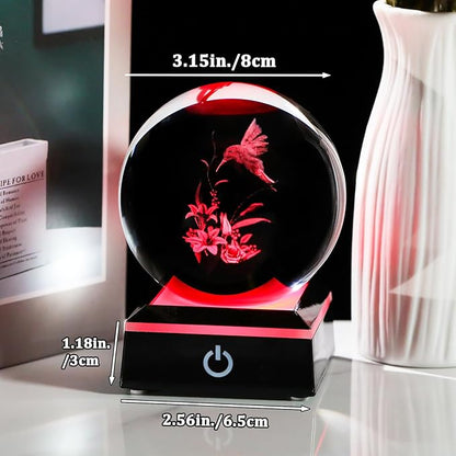 Arikyrist 3D Hummingbird Crystal Ball Gifts for Women Men on Christmas Birthday, Laser Engraved Hummingbird Figurine with Light Base, Hummingbird Globe Glass Decorative Ball for Home Office (80mm)
