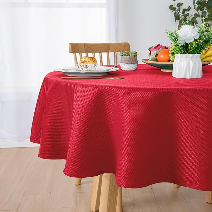 Hiasan Round Textured Tablecloth 50 Inch - Waterproof Spillproof Antiwrinkle Jacquard Table Cloth, Decorative Polyester Table Cover for Kitchen, Outdoor Picnic, Holiday and Parties, Red