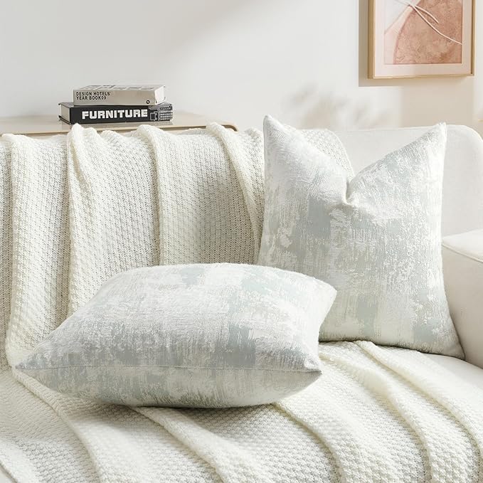 FUTEI Pack of 2 Faux Cashmere Jacquard Throw Pillow Covers 20x20 Inch Soft Marble Pattern Vintage Decorative Cushion Case Modern Farmhouse Accent for Couch Bed Living Room, Light Blue White