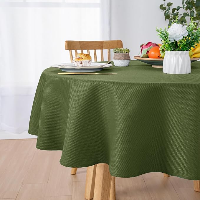 Hiasan Round Textured Tablecloth 60 Inch - Waterproof Spillproof Antiwrinkle Jacquard Table Cloth, Decorative Polyester Table Cover for Kitchen, Outdoor Picnic, Holiday and Parties, Olive Green