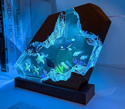 Epoxy Orca Ocean Resin Lamp, Handmade Resin Night Light with USB Port, Multi-Color LED Light, Ideal Home Bedroom Decor, Marine Biology Gifts for Birthday, Unique Orca Gifts for Men and Women (10"x6")
